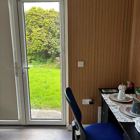 Lejlighed Private With Free Parking In Cork